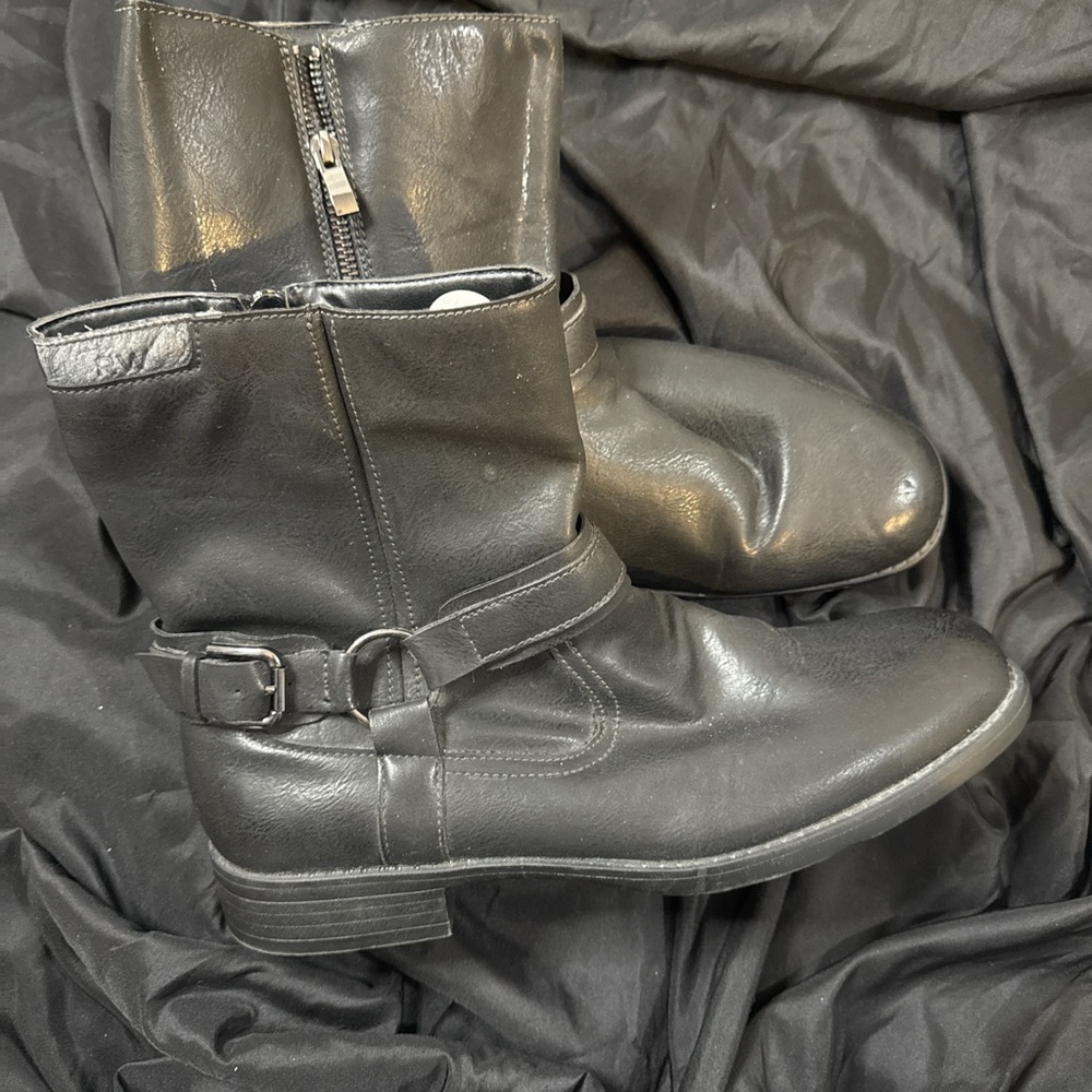 Robert Wayne Black Leather Boots